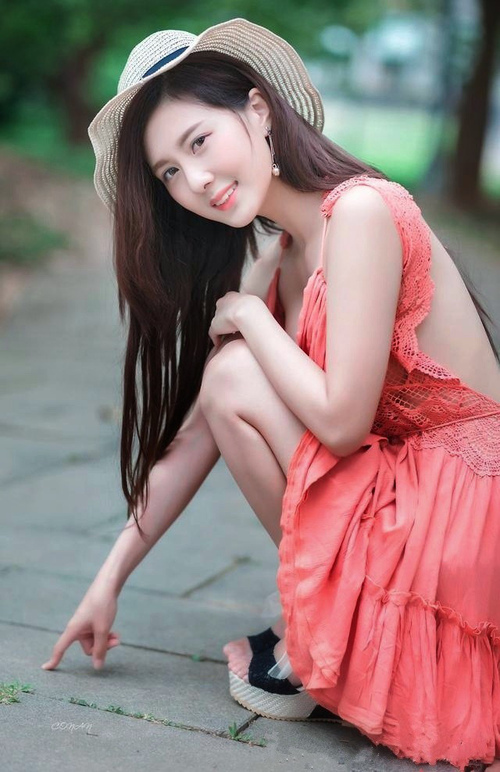 AYX GAMING-英格兰后腰铁血拼抢成最大亮点，英格兰 前腰